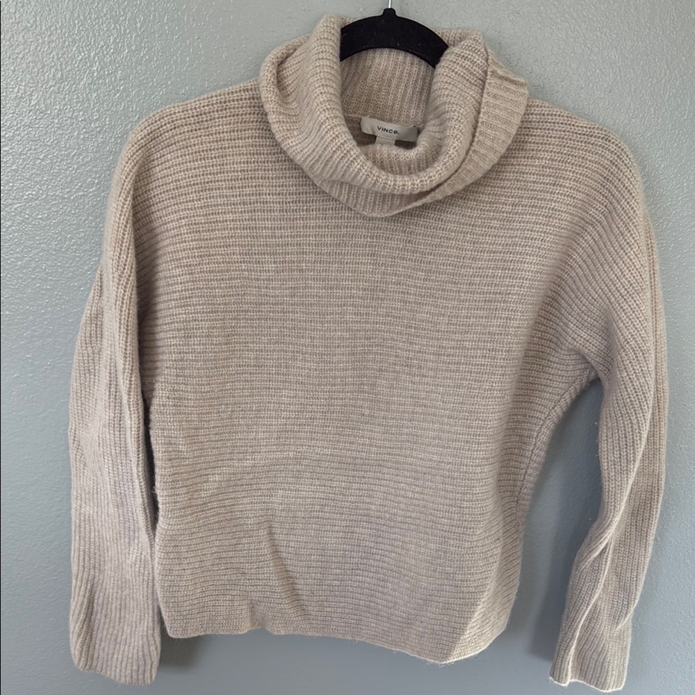 Vince wool/cashmere blend Women's Cream Turtleneck Sweater XS